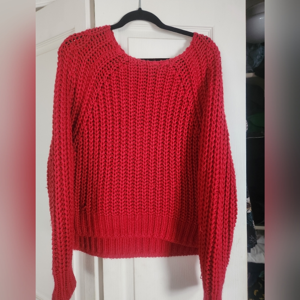 Cozy Chunky- knit cropped sweater. Brand is Kut from the Cloth. Size medium